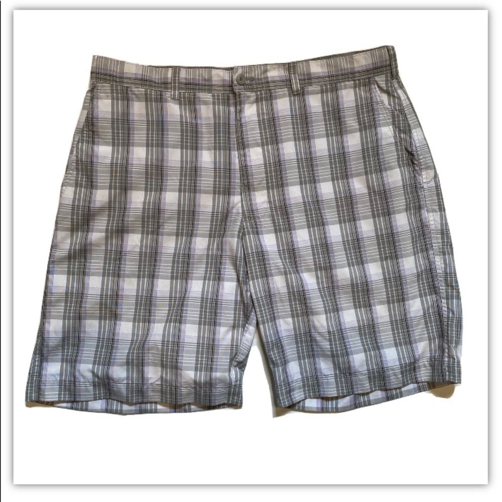 Gray White Purple Plaid Golf Shorts size 36